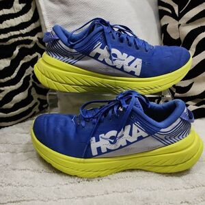 The Hoka One One Carbon X Women's Size 9.5